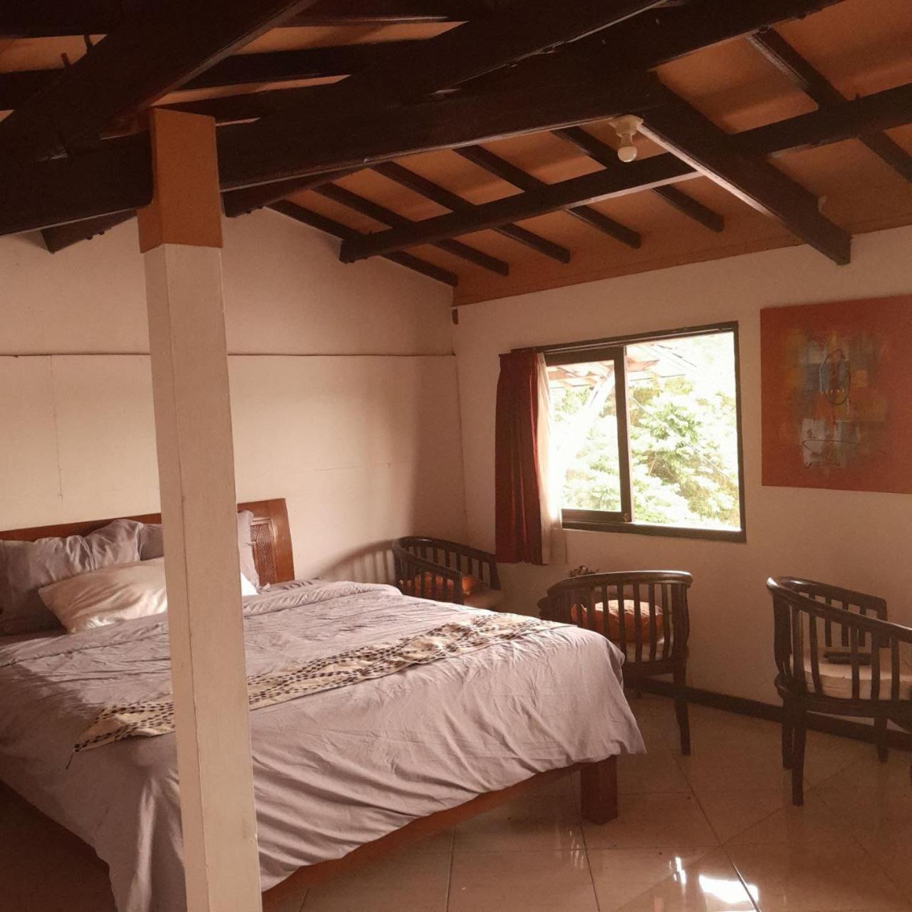 Omah Kenangan At Seven Trumpets Resort Maguwo Buitenkant foto