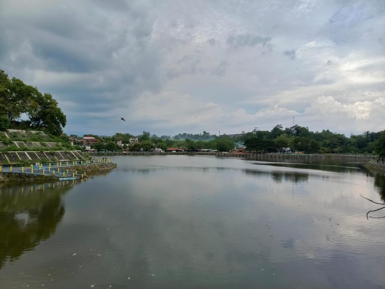 Omah Kenangan At Seven Trumpets Resort Maguwo Buitenkant foto