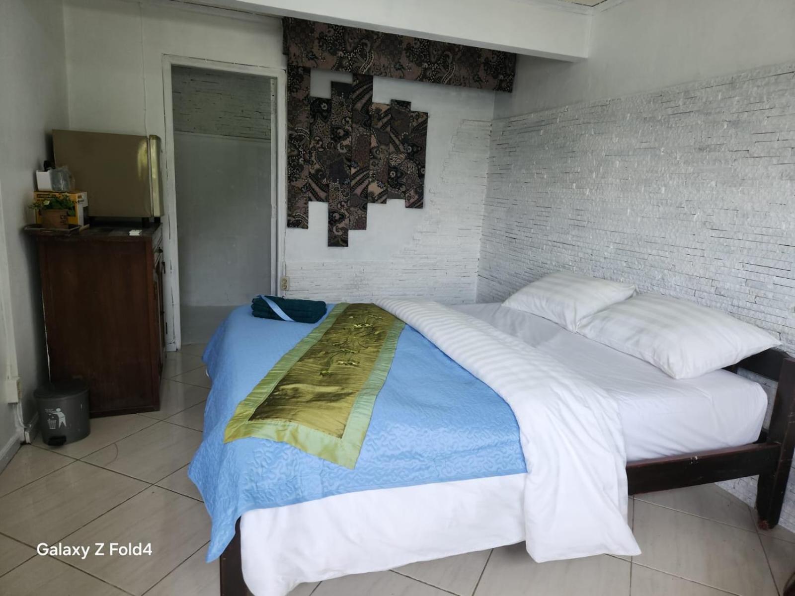 Omah Kenangan At Seven Trumpets Resort Maguwo Buitenkant foto